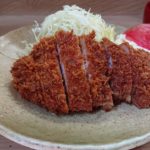 お昼ごはんを食べに黒豚とんかつが食べれる『幸楽さん』を訪れる