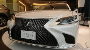 【レクサス和田】今年3回目の訪問、新型LS500hをじっくりと眺めてきた